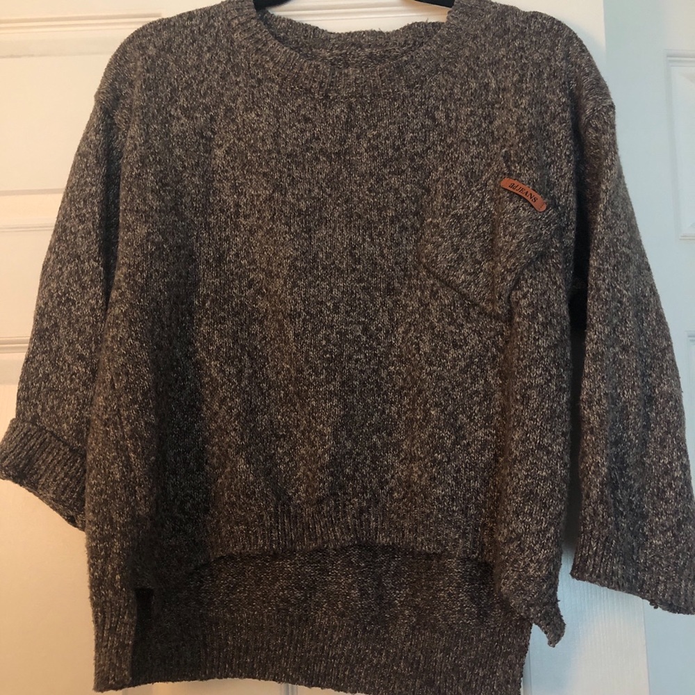 heathered brown 3/4 sleeve sweater